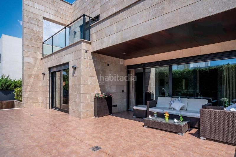 Foto cba1ecac-26aa-4be0-8641-e313e3b17a8e. House with parking in Ciudad Jardín Palma de Mallorca