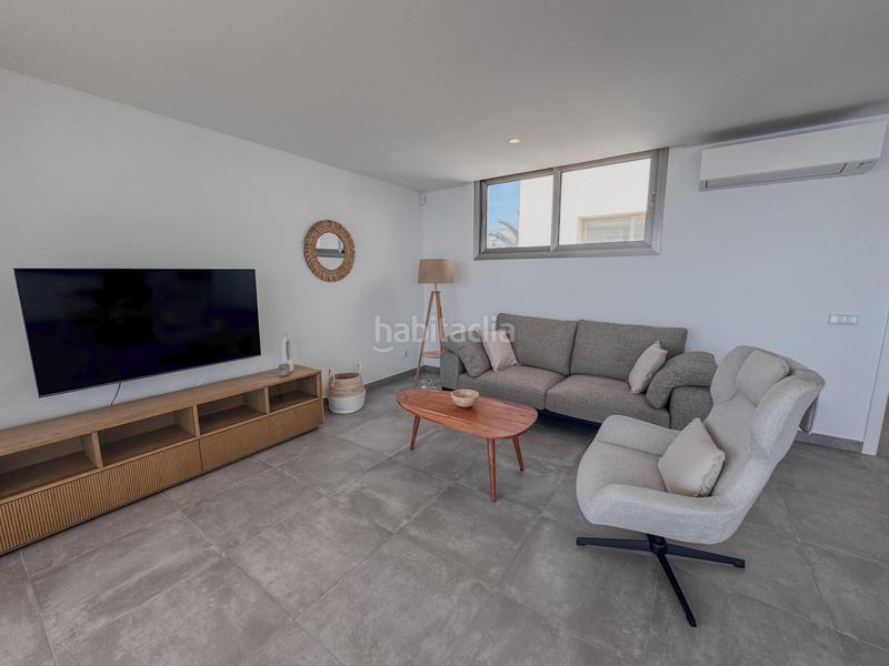 Foto 11f284e6-f3e8-400a-9d38-c76725d37360. Rent penthouse with heating in Can Picafort Santa Margalida