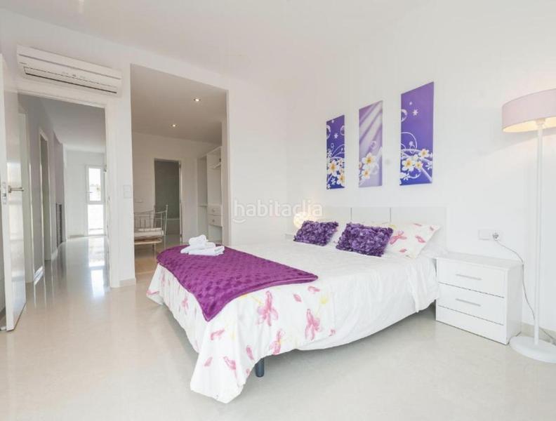 Foto 70479d20-867f-470e-9faa-00b6ef83f109. Lloguer casa adossada amb calefacció aparcament piscina a Maria de la Salut