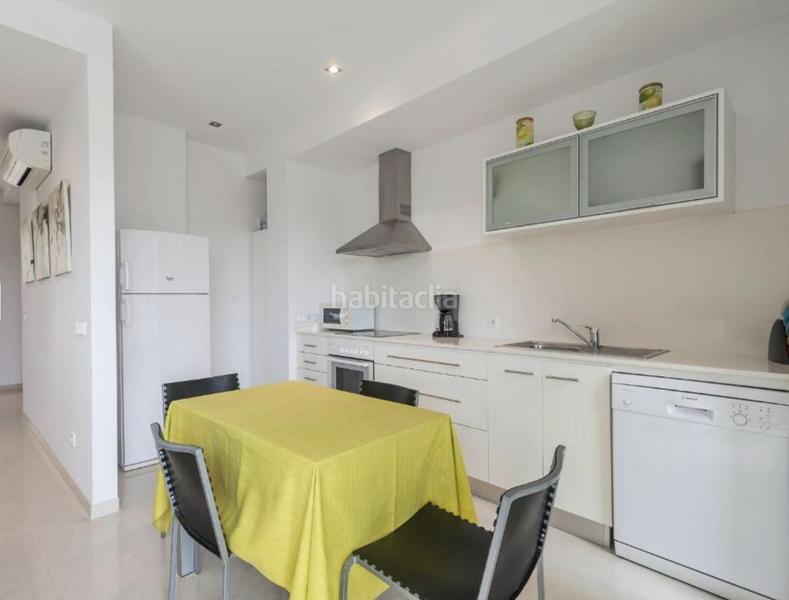 Foto 20c97230-f213-46a2-9da7-f4d8948d4821. Rent semi detached house with heating parking pool in Maria de la Salut