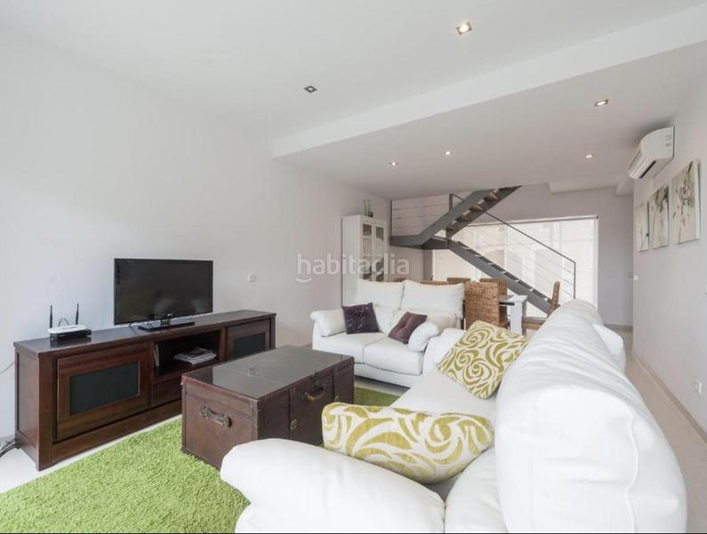 Foto fee62c21-31c3-4fb2-98e0-1b41043e4dac. Rent semi detached house with heating parking pool in Maria de la Salut