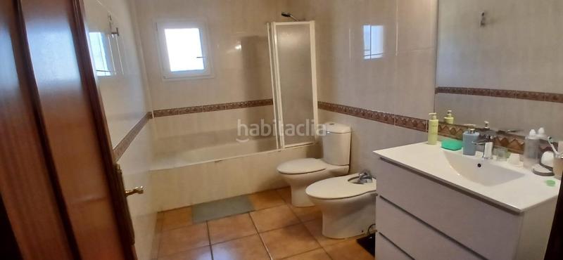 Foto a22ad4fd-c7ed-4b0c-a8db-d0e568109018. Maison avec parking dans Santa Ponça Calvià