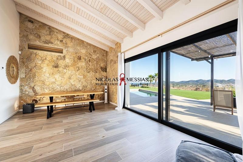 Foto b6401df1-1d75-4a14-9e03-270954b9cab6. Chalet with parking in Manacor centre Manacor