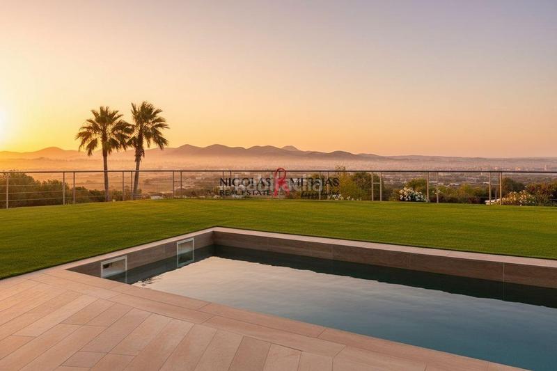 Foto bd16bad8-46c8-4375-aac7-ce31d088d72b. Chalet with parking in Manacor centre Manacor