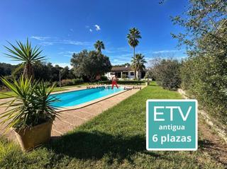 Chalet à Cala Millor. Finca rústica con licencia vacacional permanente cerca del mar