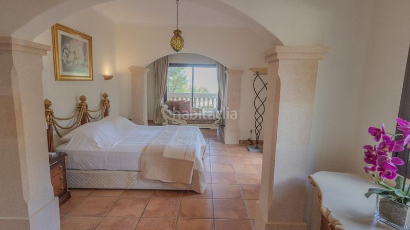 Foto 2274002f-1d4f-458e-b7b9-e2dc9a7d2bf5. Casa amb aparcament piscina a Costa de la Calma Calvià