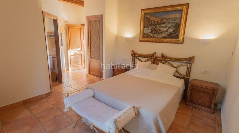 Foto ba857c2b-3175-4ca7-aed9-893ed6de99b9. Casa amb aparcament piscina a Costa de la Calma Calvià