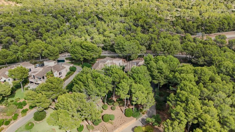 Foto bc4f012f-7b16-4699-82d8-02e2037bb553. Casa amb aparcament piscina a Costa de la Calma Calvià