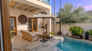 Casa adossada  Muro - carrer carrer del passeig de la riba. Casa de ensueño energéticamente eficiente con espectaculares vis