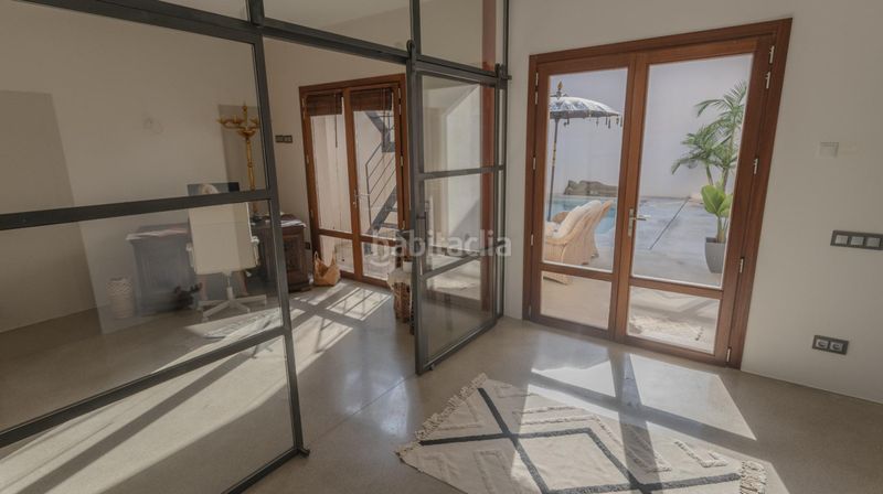 Foto ce1e6e59-ccd9-401e-aa6a-506dc88e4fa1. Casa adossada amb aparcament piscina a Muro