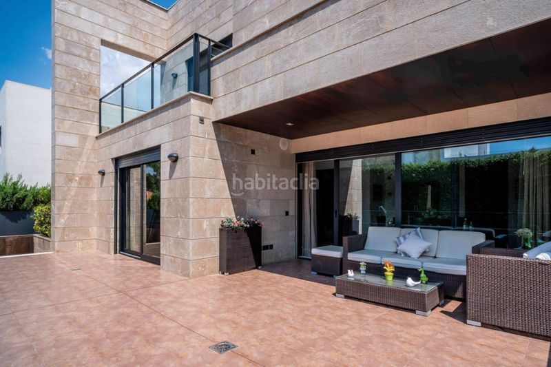 Foto 36dd9107-8ca9-40c2-b411-4f9683376e63. Casa a Ciudad Jardín Palma de Mallorca