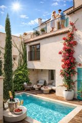 Semi detached house  Sineu - placa des mercadal. Casa adosada histórica con piscina y garaje ?eur? lujo y tradici