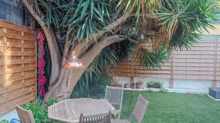 Appartamento  Palma de mallorca - carrer de pere quintana. Se vende espectacular planta baja en ciudad jardin, con muchas p