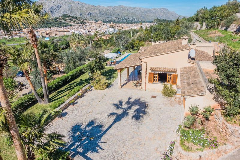 Foto b83eb1c7-9362-402a-a413-5e0731f8d65e. Casa amb aparcament piscina a Pollença poble Pollença