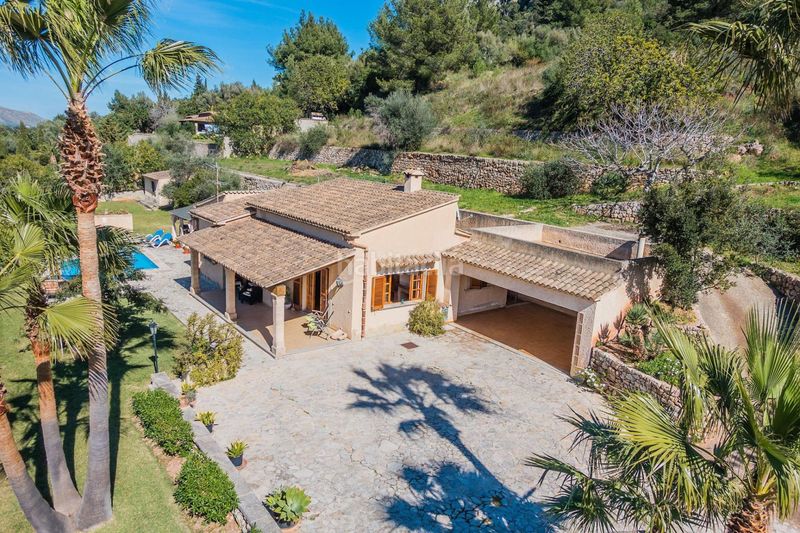 Foto ba5c17de-14f1-4320-90e3-719df466cf42. Casa amb aparcament piscina a Pollença poble Pollença