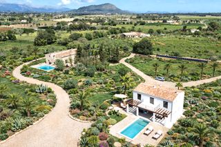 Haus  Inca - poligon 4. Exclusiva finca con casa de invitados y sistema energético autos