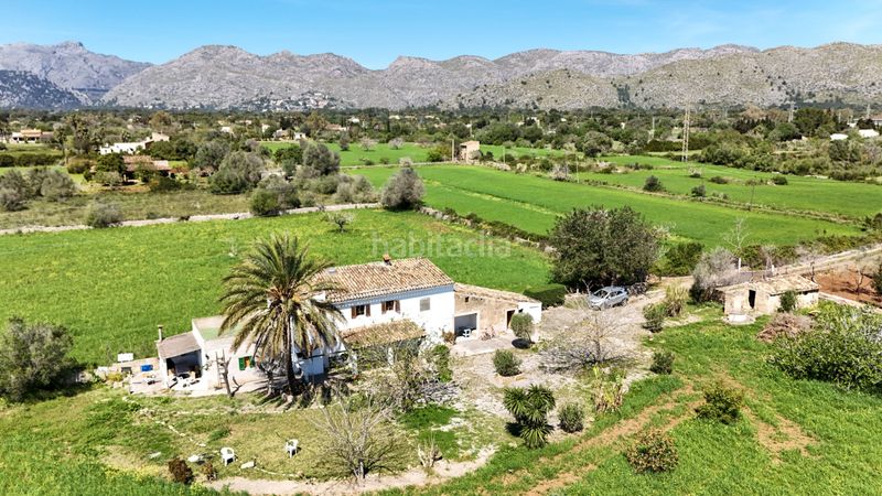 Foto 56bb317c-40fb-4cd2-a7fa-3c6e21f8a046. Casa amb aparcament piscina a Pollença poble Pollença