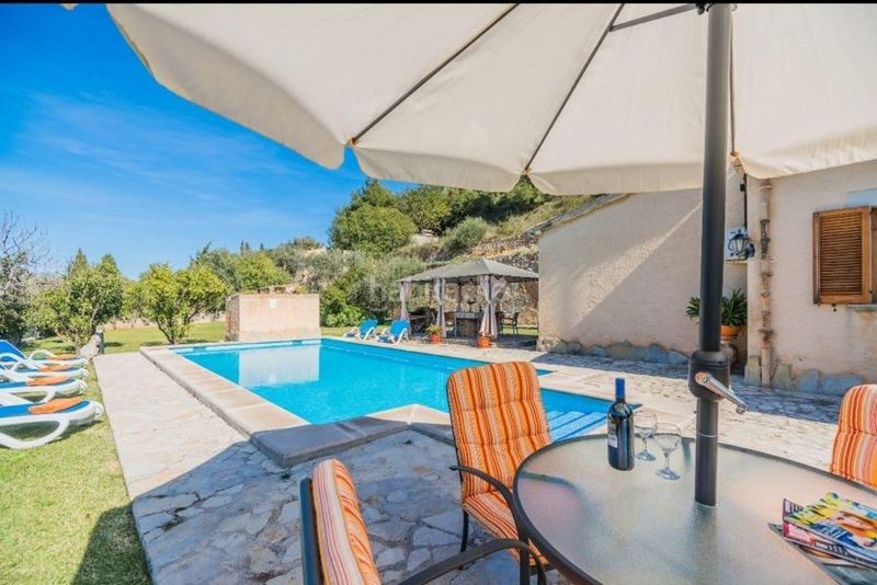 Foto e382abe5-eebb-4d23-b3e7-2c21ea5ef9ab. Casa amb aparcament piscina a Pollença poble Pollença