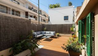 House  Palma de mallorca - carrer del barranc. Casa con vistas al mar y potencial de desarrollo en génova se ve