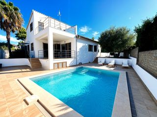 Affitto Casa  Alcúdia - carrer del roure. Esta encantadora propiedad se encuentra al final de una calle mu