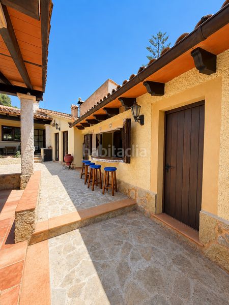 Foto 2b41ddeb-376b-439e-8b57-9e7120d1c344. Alquiler casa en lloc poligon presentamos casa arta, una finca situada en plena naturaleza, en una zona muy tranquila y con un entorno ideal para quienes buscan en Artà