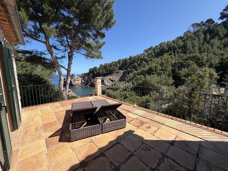 Foto 6b96f939-5717-4f35-9763-7ac97f4f87f7. Lloguer casa amb calefacció a Deià