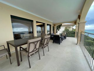 Location Maison à Alcanada - carrer cranc. Presentamos un amplio piso en alquiler en port d?eur?alcúdia pla