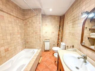 Appartamento  Palma de mallorca - carrer de pere quintana. Se vende espectacular planta baja en ciudad jardin, con muchas p