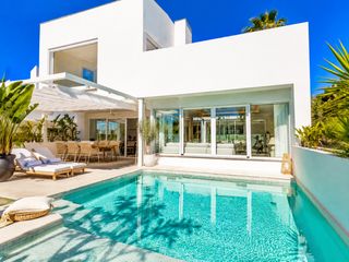 Casa  Palma de mallorca - calle nadal batle. Con aprox. 520 m construidos sobre una parcela urbana de aprox.
