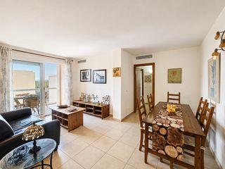 Àtic a Palma de mallorca - carrer de acaia. Ático con solárium privado de 66 m y plaza de aparcamiento cubie