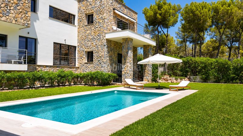 Foto 75d3e7b2-0ee6-4f18-8e4a-7871f412abf0. Casa amb calefacció aparcament piscina a Cala Vinyes Calvià