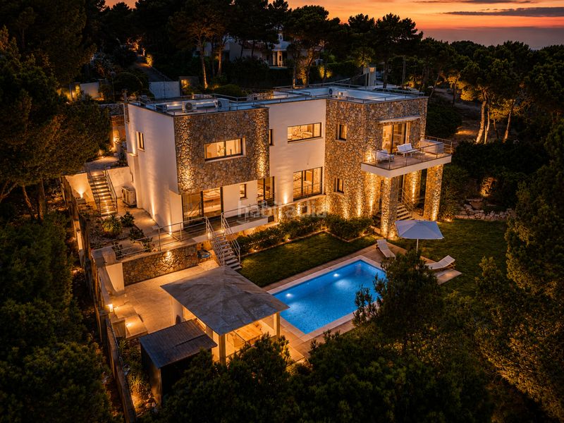 Foto 7b57532f-5052-4226-b3d6-101c65d0a45f. Casa amb calefacció aparcament piscina a Cala Vinyes Calvià