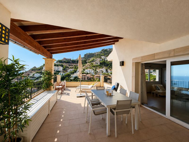 Foto f31f04b8-39b6-4d69-9151-e98867f5361e. Flat with heating pool in port d´Andratx Andratx