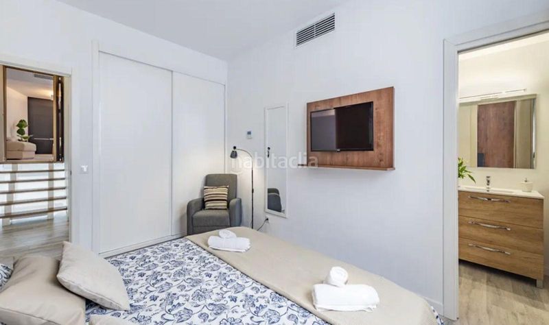 Foto 939f9f22-c272-42ff-b1f0-5055a77c1319. Casa aparellada amb calefacció aparcament a Santa Margalida poble Santa Margalida