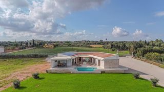 Location Maison  Muro - carrer del pare alzina. Desde 0108 mínimo seis meses o larga estancia lujosa finca de nu