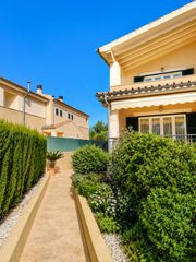 Casa aparellada  Portol - carrer major. En el tranquilo y exclusivo entorno residencial a las afueras de