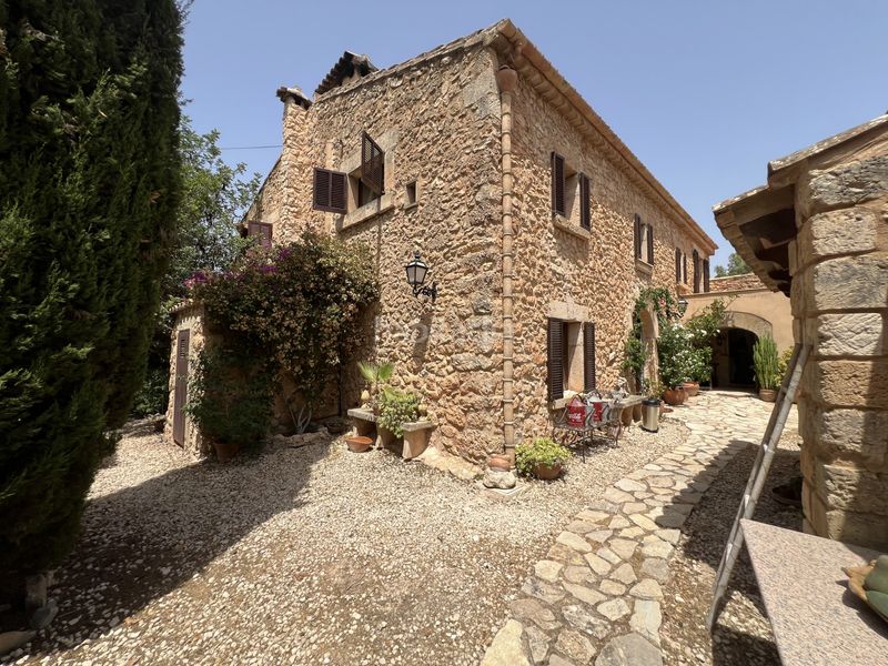 Foto fa348fb3-ff91-4ee5-9760-40a4c0a4601e. Casa a Algaida - calle de la unió a Algaida