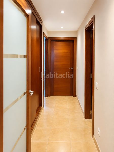 Foto 5ddf62a6-014f-40a9-84fa-d9a8f3231318. Casa aparellada amb calefacció aparcament piscina a Marratxí