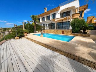 Lloguer Casa aparellada  La torre - carrer de santa maria. Llucmajor ?eur? bahía azul  primera línea de mar se entrega sin