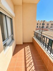 Rent Penthouse  Palma de mallorca - calle ferrriol 1. Alquiler  amplia vivienda de 3 dormitorios con enrome terazza un