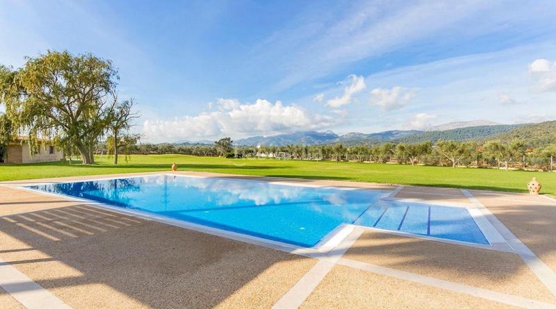 Foto 39a7cd22-4b24-4f2d-a33f-5d3081a0f2fe. Chalet con riscaldamento piscina in Búger