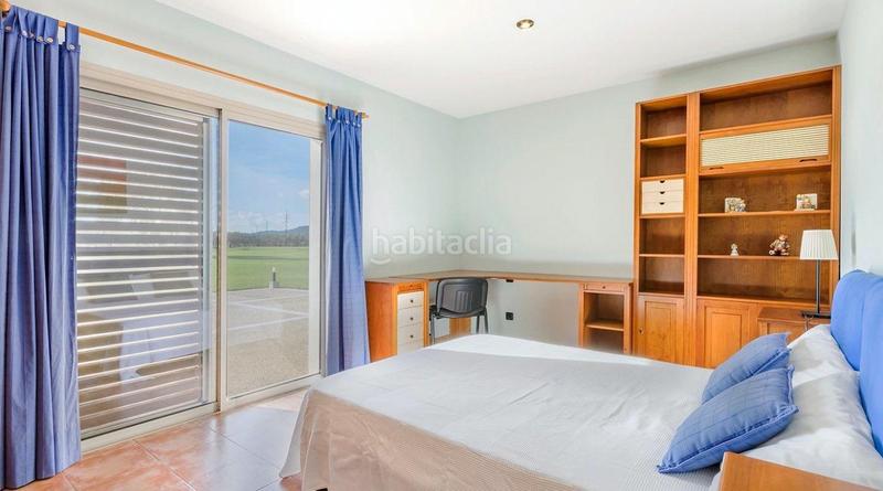 Foto 4268e9d8-2797-4a0b-88d4-7b7a2d055c6d. Chalet con riscaldamento piscina in Búger