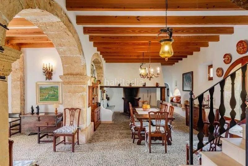 Foto 1d9814bb-3a47-46ac-828f-da5785c580b8. Edifici a Artà poble Artà