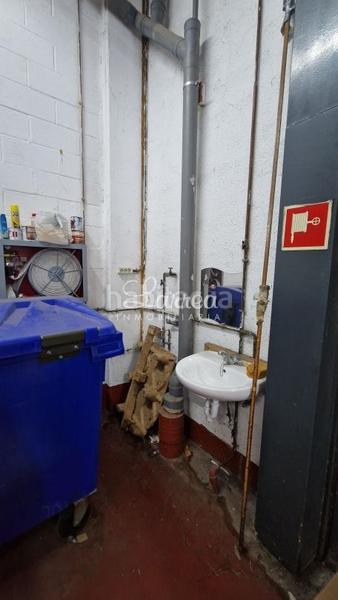 Foto 15c70e1c-d7c9-4fec-8481-4040fd0a1d68. Industrial building in Galdakao