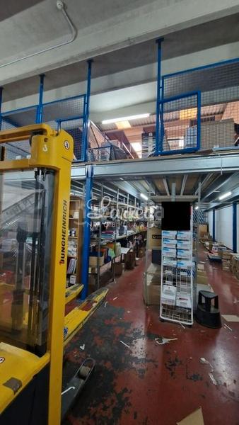 Foto 44faedf7-c15f-4fc7-9914-72e7c1eeb898. Industrial building in Galdakao