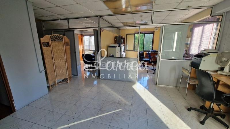 Foto a0e5a562-7075-4462-a85d-342b58f563a1. Industrial building in Galdakao