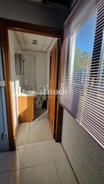 Foto ba68aba5-87a8-4bdd-9a48-0f5a4e767646. Industrial building in Galdakao