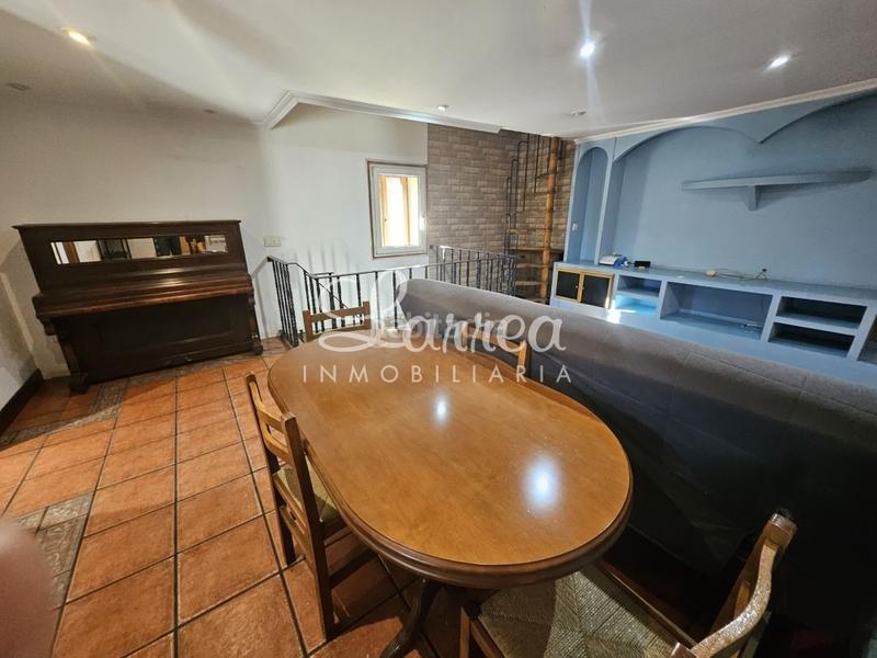 Foto a3f6bb4c-fe40-4b29-ab1e-a0191e6246de. Masía caserio bifamiliar en venta en Amorebieta - Etxano