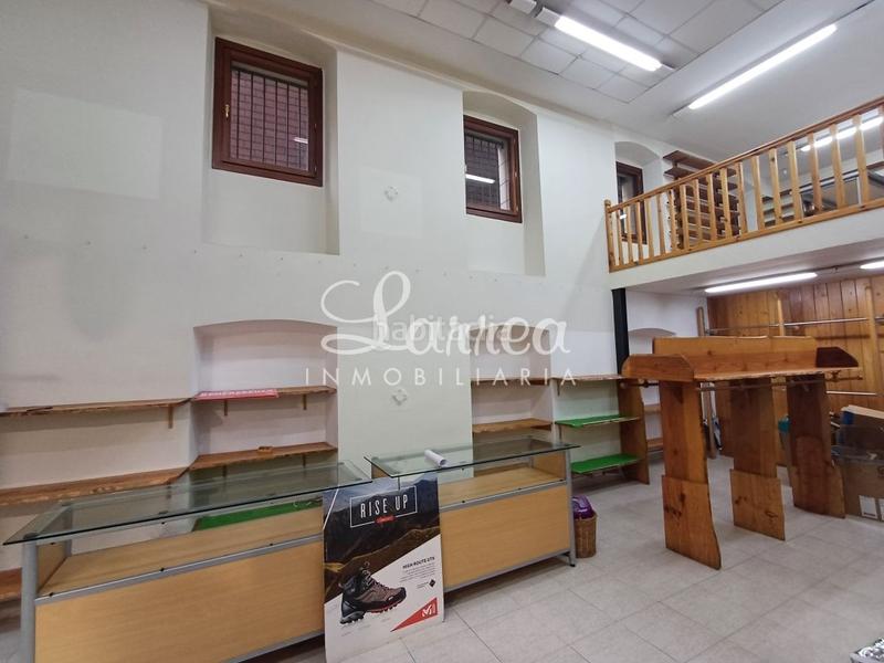 Foto 986bd8ab-03ad-4655-b78b-a973aa732ecf. Rent business premise in Amorebieta - Etxano