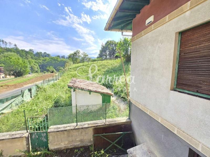 Foto 18fbe710-a6a2-4d00-b5fe-a2b2e515dde3. Masia amb calefacció aparcament a Iurreta